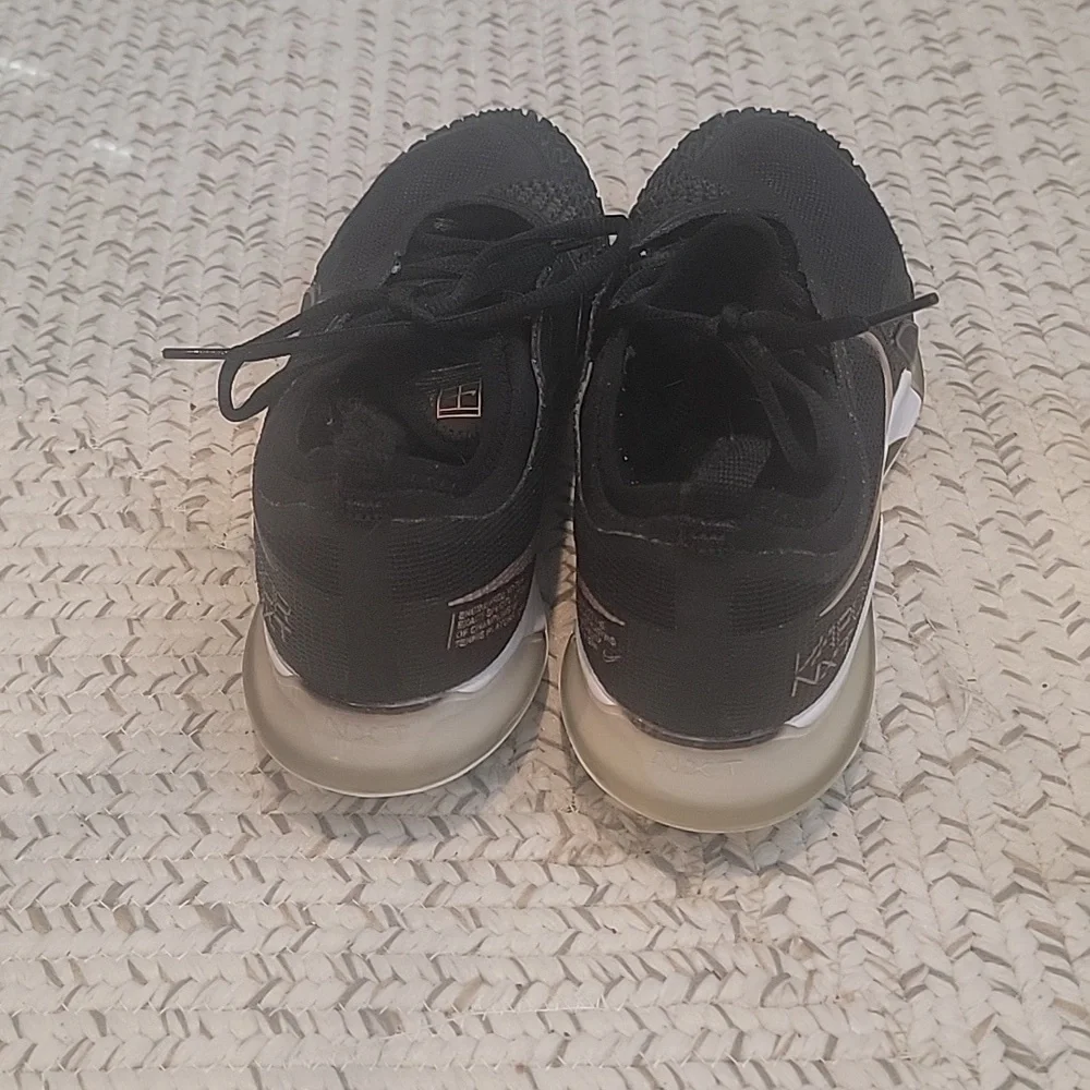 Nike React Vapor NXT HC White Black Grey Sz 9 Tennis Shoes CV0724-002 NEW